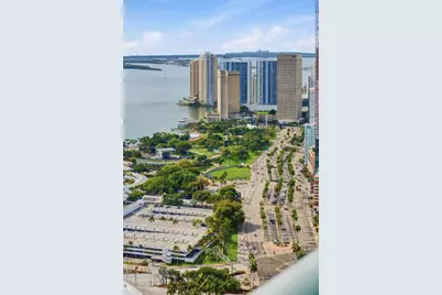 900 Biscayne Blvd #PH6205, Miami, FL 33132 - Photo 36
