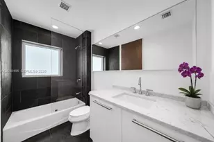 900 Biscayne Blvd, Miami, FL 33132 - Photo 32