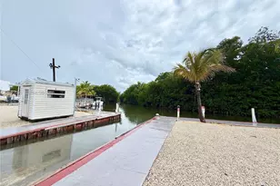 325 Calusa Street, Key Largo, FL 33037 - Photo 24