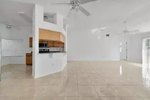 11007 Whitecap Dr, Riverview, FL 33579 - Photo 10