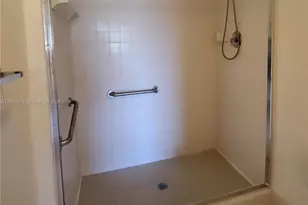 13705 SW 12th St, Pembroke Pines, FL 33027 - Photo 22