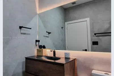 7221 NW 103rd Path, Doral, FL 33178 - Photo 36