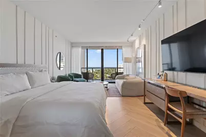 2201 Collins Ave #707, Miami Beach, FL 33139 - Photo 2