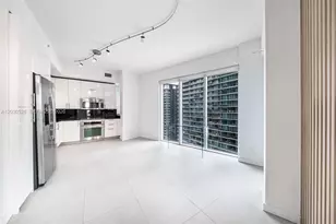 60 SW 13th St, Miami, FL 33130 - Photo 12
