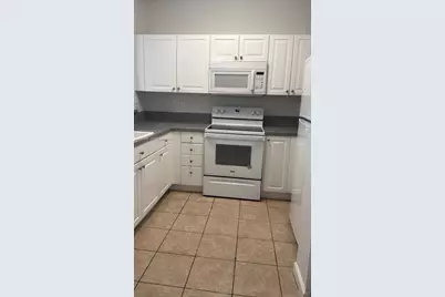 1398 NE 33rd Ave #101-25, Homestead, FL 33033 - Photo 4
