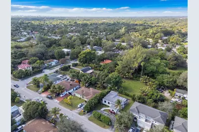 11534 NE 13th Ave, Miami, FL 33161 - Photo 30