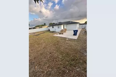 2041 NW 190th Ter, Miami Gardens, FL 33056 - Photo 16