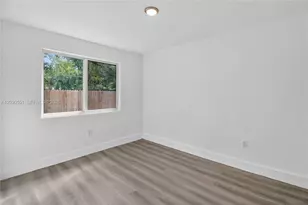 428 NW 97th St, Miami, FL 33150 - Photo 14