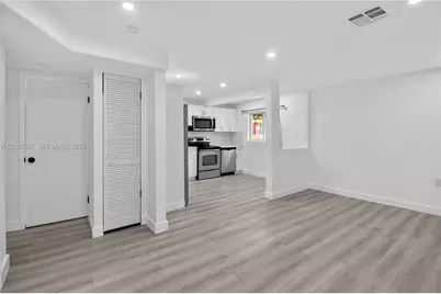 428 NW 97th St, Miami, FL 33150 - Photo 22