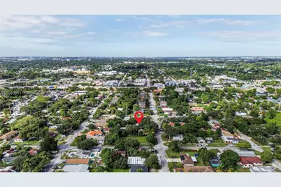 428 NW 97th St, Miami, FL 33150 - Photo 42