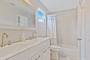 4119 Coral Springs Dr, Coral Springs, FL 33065 - Photo 18