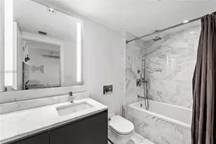 1451 Brickell Ave, Miami, FL 33131 - Photo 18