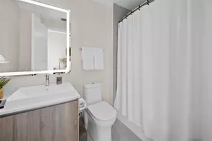 2960 NE 207th St, Aventura, FL 33180 - Photo 12