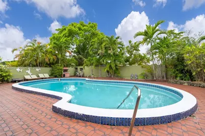 1320 SW 84th Ave, Miami, FL 33144 - Photo 30