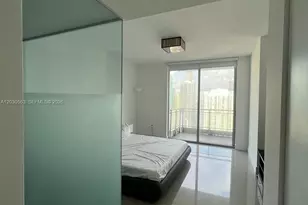 92 SW 3rd St, Miami, FL 33130 - Photo 16
