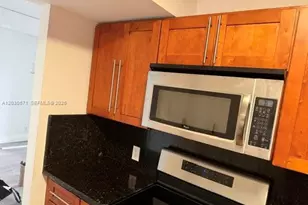 3301 N Country Club Dr, Aventura, FL 33180 - Photo 2