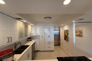3140 S Ocean Dr, Hallandale Beach, FL 33009 - Photo 2