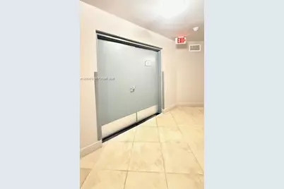 275 NE 18th St #706, Miami, FL 33132 - Photo 24