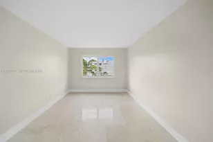 1610 Lenox Ave., Miami Beach, FL 33139 - Photo 24