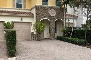 5236 SW 77th Way, Davie, FL 33328 - Photo 2