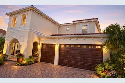 2802 Quiet Water Trail, Kissimmee, FL 34744 - Photo 2