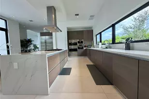 16569 Botaniko Dr N, Weston, FL 33326 - Photo 6