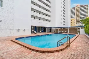 6450 Collins Ave, Miami Beach, FL 33141 - Photo 14