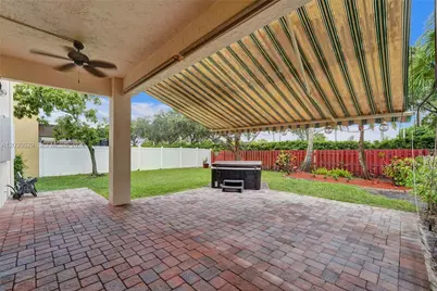 1958 NW 171st Ave, Pembroke Pines, FL 33028 - Photo 74
