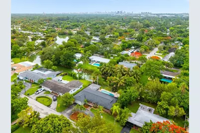 6311 SW 65th Ave, South Miami, FL 33143 - Photo 10