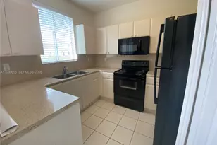 2330 SE 10th St, Homestead, FL 33035 - Photo 4