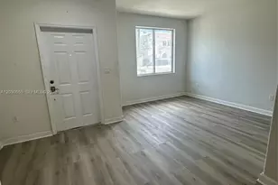 2330 SE 10th St, Homestead, FL 33035 - Photo 2