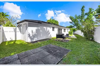 416 NE 29th St, Wilton Manors, FL 33334 - Photo 24