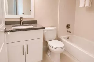 9707 Hammocks Blvd, Miami, FL 33196 - Photo 14