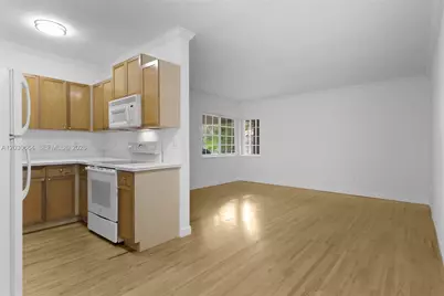 45 Antilla Ave #2K, Coral Gables, FL 33134 - Photo 10