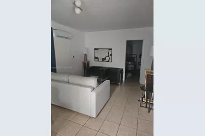 615 NE 4th St #2, Hallandale Beach, FL 33009 - Photo 2