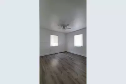 2150 SW 26th St #7, Miami, FL 33133 - Photo 18