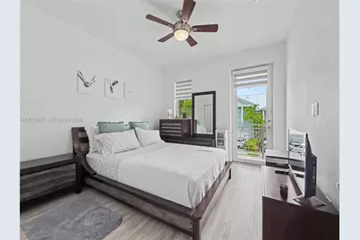 10718 NW 76th Ln, Doral, FL 33178 - Photo 22