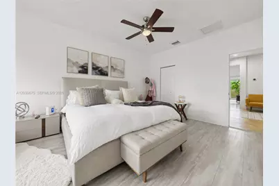 10718 NW 76th Ln, Doral, FL 33178 - Photo 36