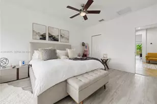 10718 NW 76th Ln, Doral, FL 33178 - Photo 36