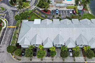 10718 NW 76th Ln, Doral, FL 33178 - Photo 30