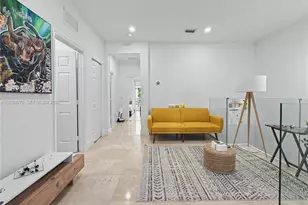 10718 NW 76th Ln, Doral, FL 33178 - Photo 32