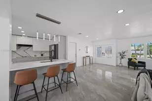7905 9th Ave S, Saint Petersburg, FL 33707 - Photo 10