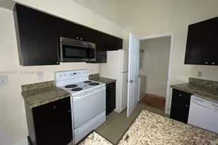 9999 Summerbreeze Dr, Sunrise, FL 33322 - Photo 8