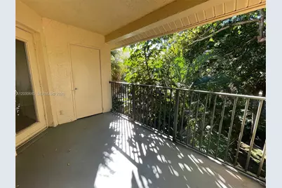 9999 Summerbreeze Dr #915, Sunrise, FL 33322 - Photo 24