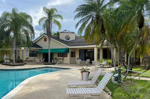 9999 Summerbreeze Dr, Sunrise, FL 33322 - Photo 44