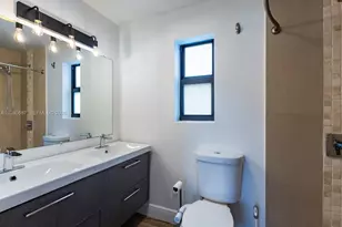 11431 SW 40th Terrace, Miami, FL 33165 - Photo 14