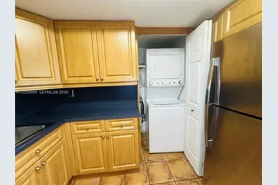 8775 Park Blvd #309, Miami, FL 33172 - Photo 8