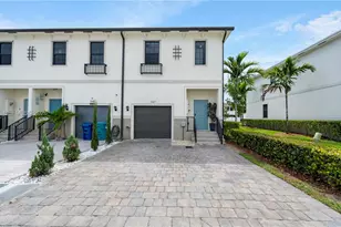 1147 SW 7th Ct, Florida City, FL 33034 - Photo 2