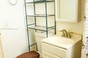 161 E 36th St, Hialeah, FL 33013 - Photo 24