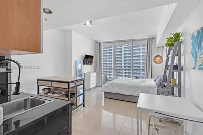1750 N Bayshore Dr #1204, Miami, FL 33132 - Photo 4